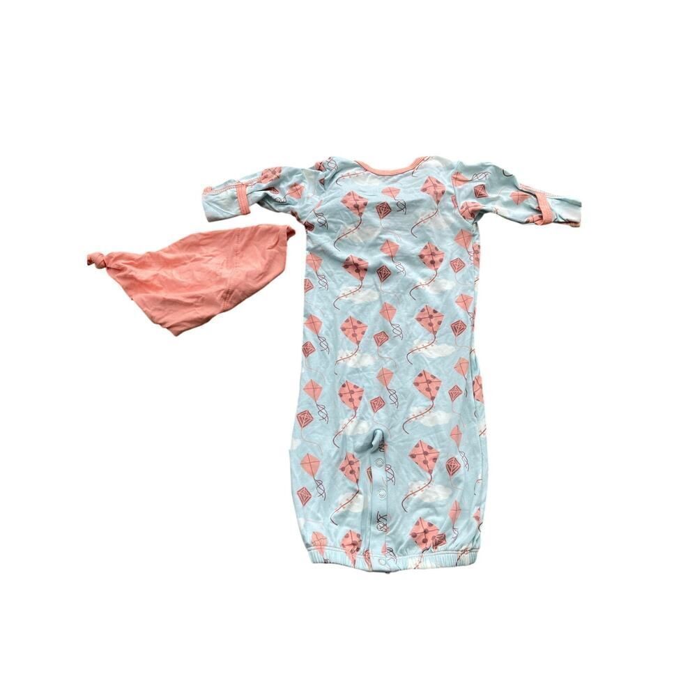 Kickee Pants NWT Print Layette Gown Converter & Single Knot Hat Set Size NB